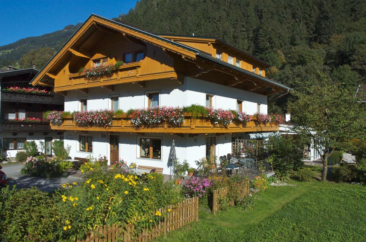 Gaestehaus Elisabeth Bed and Breakfast Mayrhofen Exterior foto